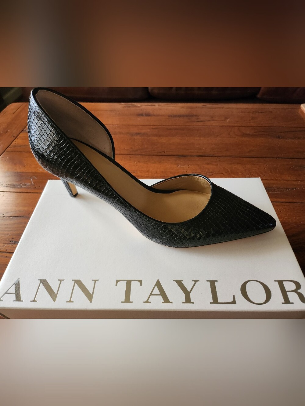 Ann Taylor Mari D’Orsay Croc Embossed Leather Pumps Black Size 8.5